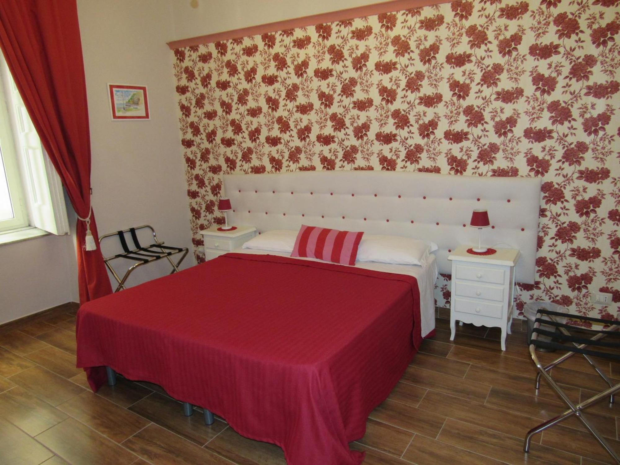 Double or Twin Room Private External Bathroom